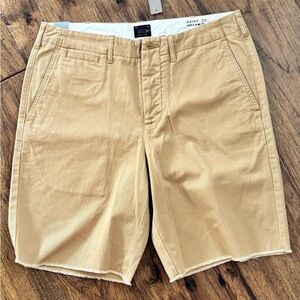 J Crew Shorts - 9" Inseam - chino buttonfly khaki  32 NWT